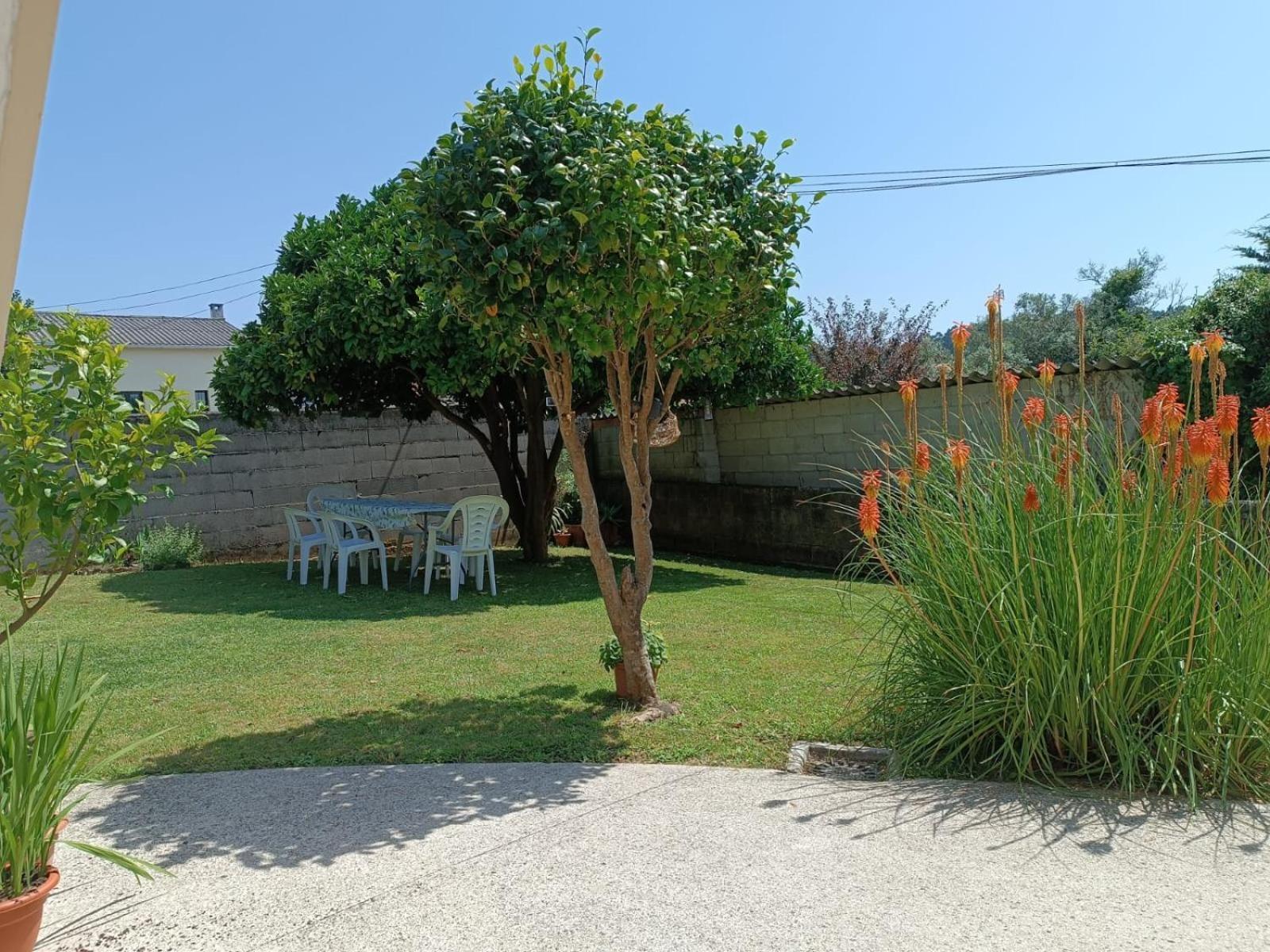 Casa en San Pantaleón Apartamento Paderne Exterior foto
